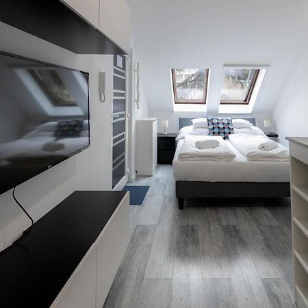 Roomstore Studio Apartments Eger Exteriör bild