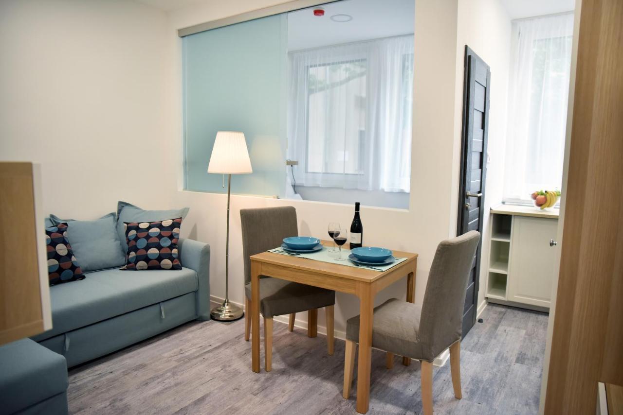 Roomstore Studio Apartments Eger Exteriör bild