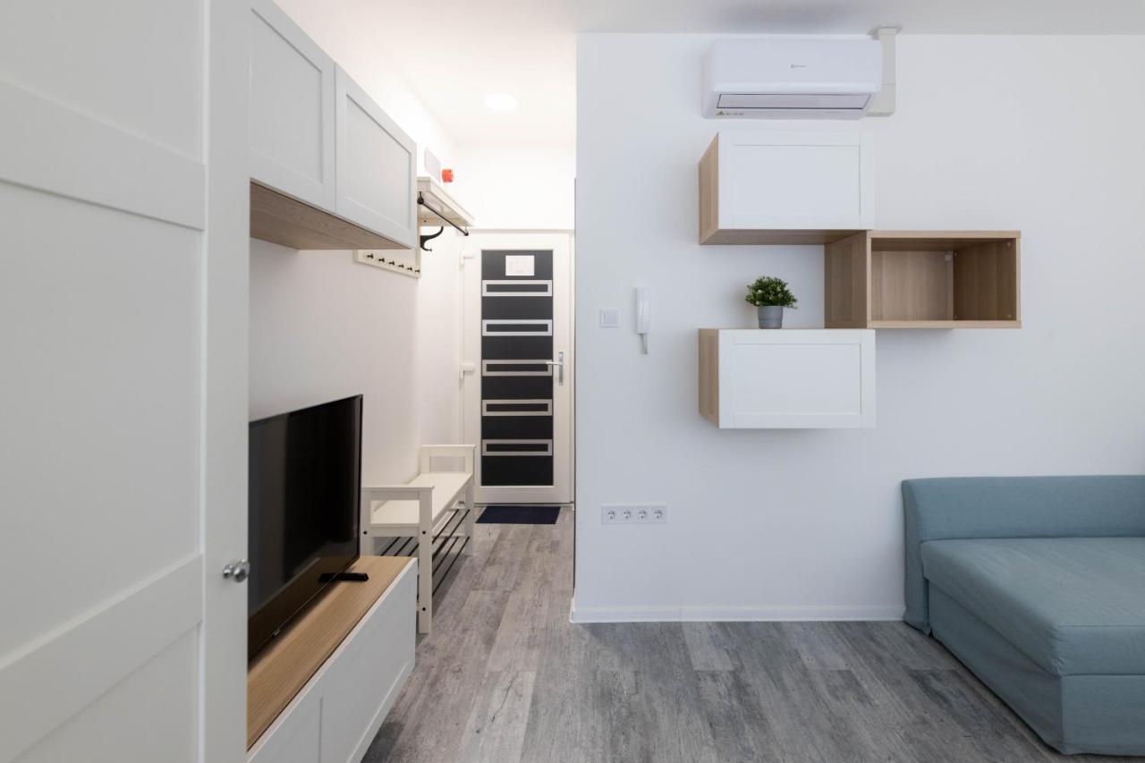 Roomstore Studio Apartments Eger Exteriör bild