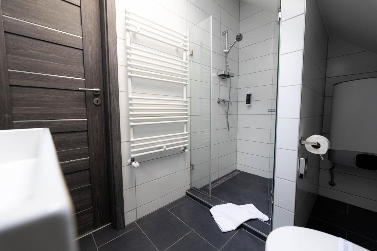 Roomstore Studio Apartments Eger Exteriör bild