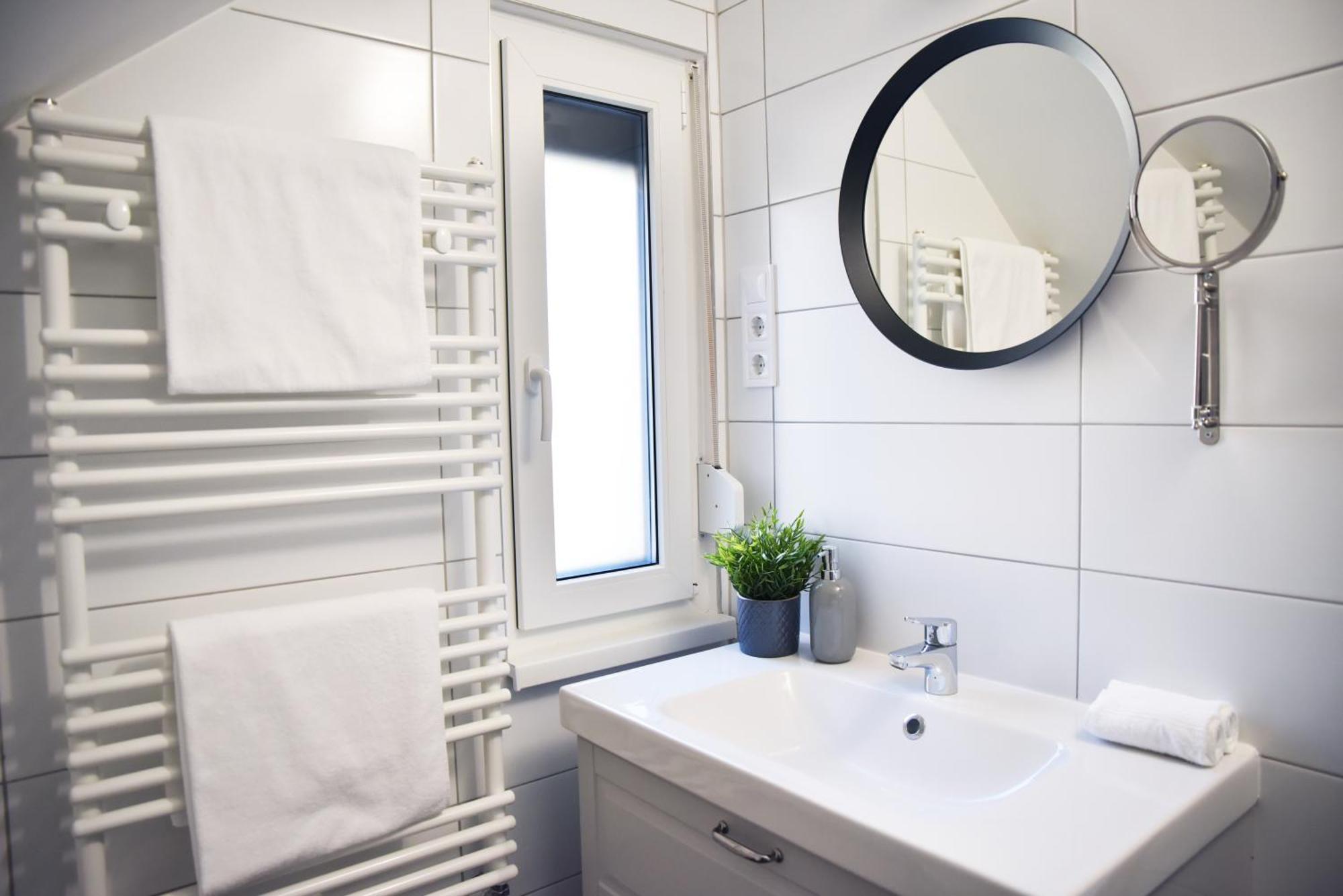 Roomstore Studio Apartments Eger Exteriör bild